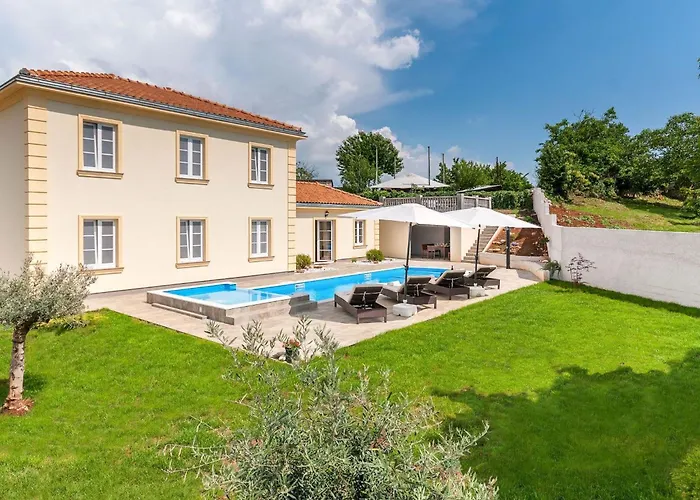 Ferienhaus Jakov By Interhome