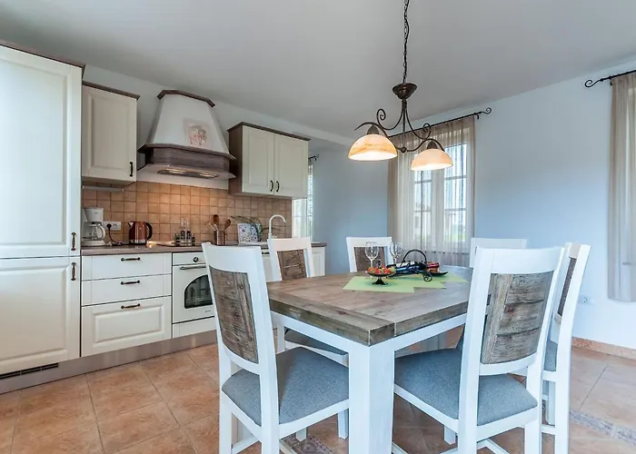 Ferienhaus Jakov By Interhome *