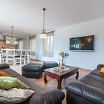 Jakov By Interhome Semesterbostad *